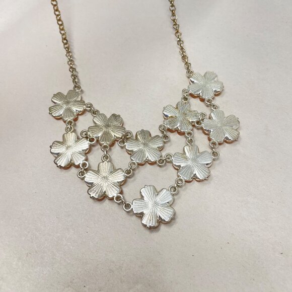 Floral Lucite Cluster Bib‎ Necklace Iridescent Light Pink Silver-Tone Coquette - Picture 5 of 10